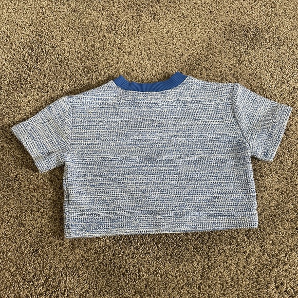 Boys Old Navy oversized boxy t-shirt Blue and Yellow Textured T-Shirts - Picture 4 of 7
